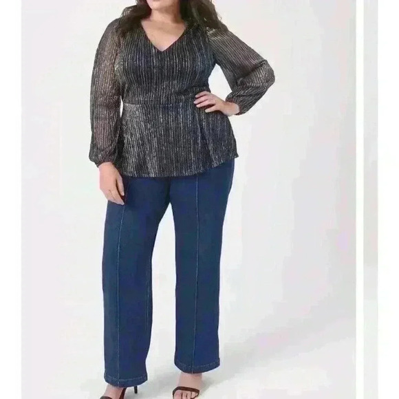 Lane Bryant Wmns Signature Fit High-Rise Wide Leg Flex Magic Waistband Jeans 14 - Picture 5 of 11